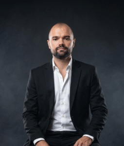 Gemini_Generated_Image_64mnqx64mnqx64mn